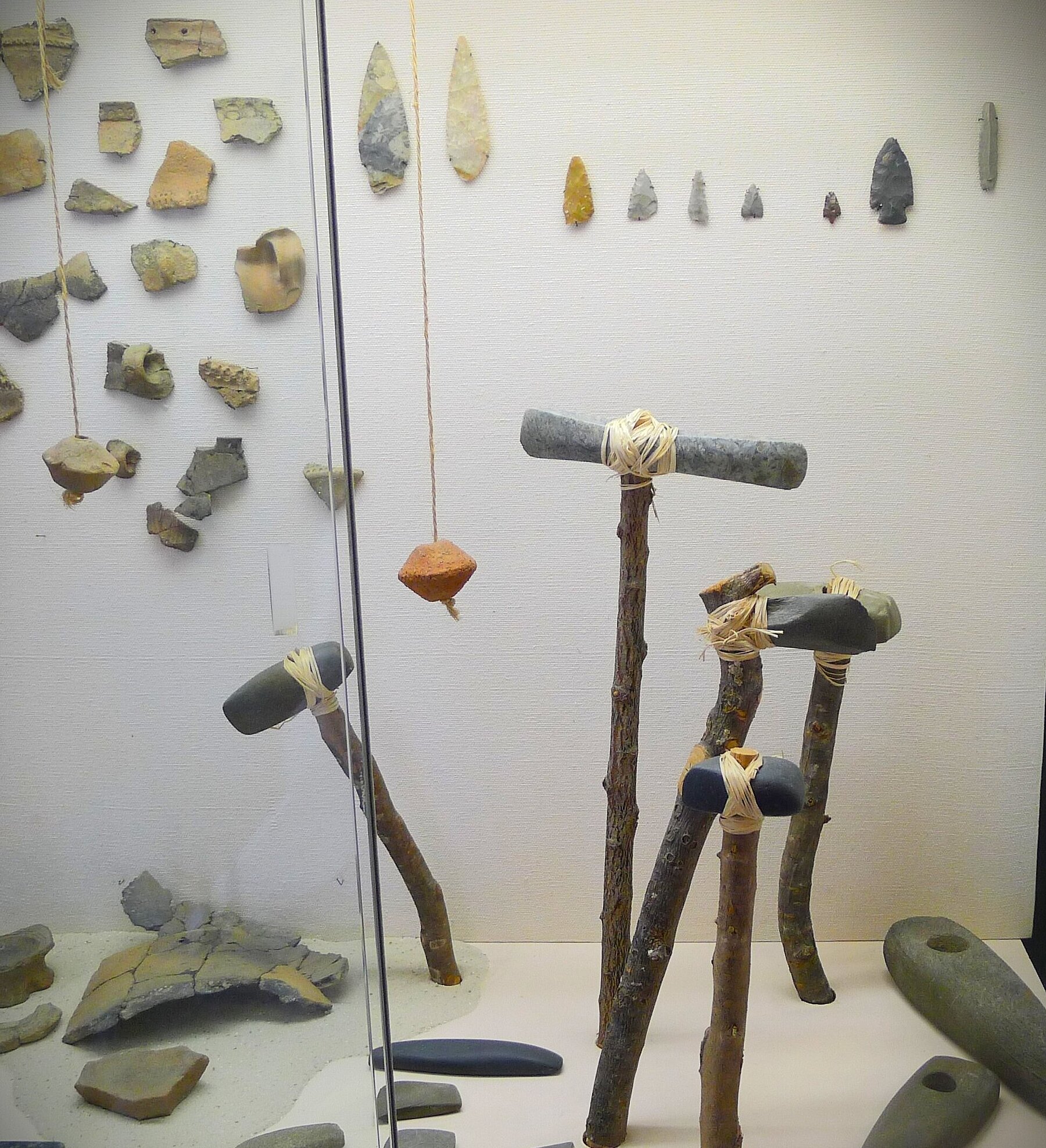 Ehemalige Vitrine Vor- und Frühgeschichte